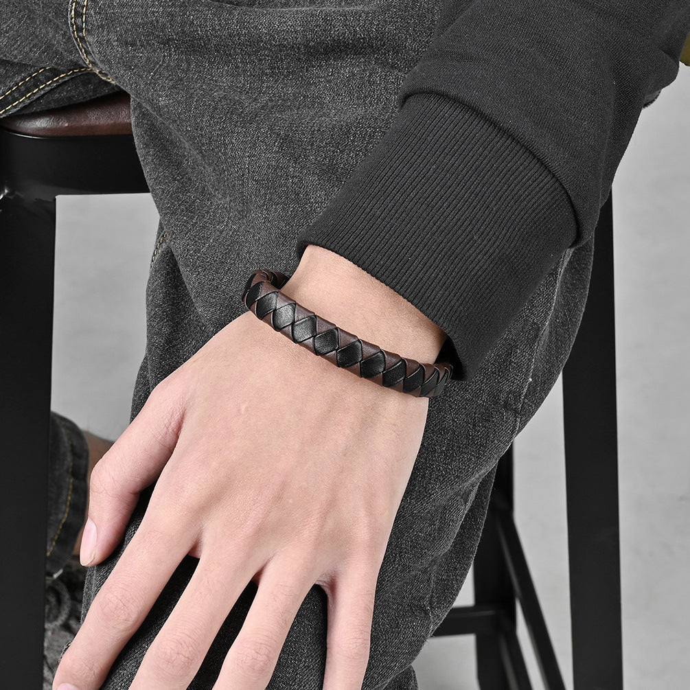 Hot selling titanium steel men's multi-strand leather woven bracelet