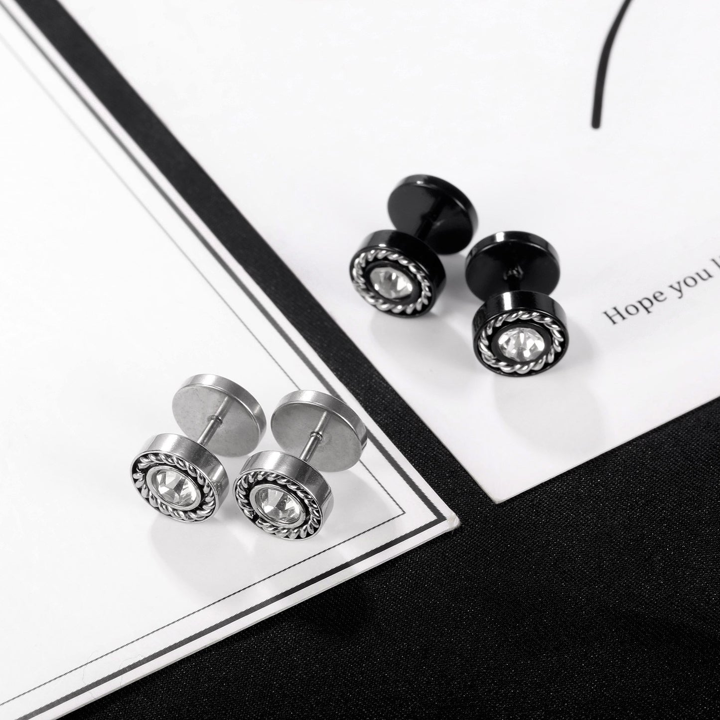 Personalized and versatile, popular titanium steel earrings, round zircon, universal hip-hop earrings for men and women