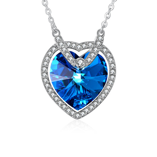Creative Austrian crystal s925 silver necklace with a high-end and fashionable heart shaped elegant silver collarbone chain pendant