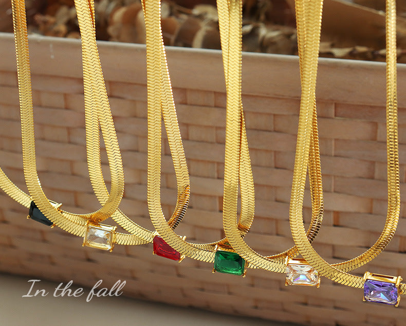 Sexy women's personality fashion necklaces, red necklaces, colorful baguette zircon design blade chains