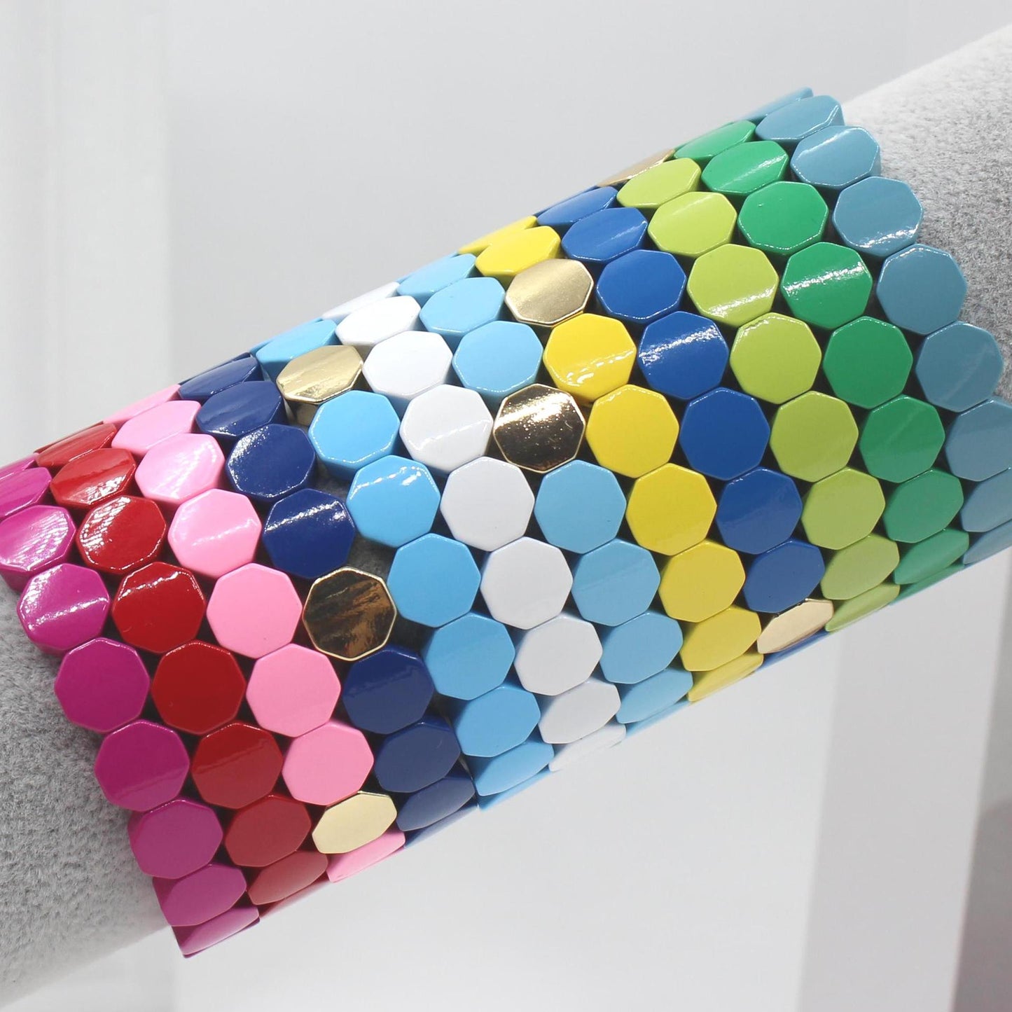 Cojoy fashion metal enamel bracelet geometric hexagonal cellular elastic bracelet