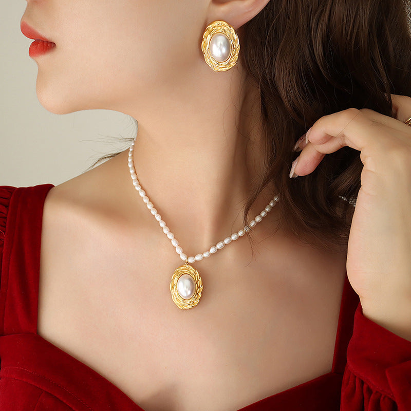 retro high grade pearl chain gold plated embossed round inlaid pearl necklace earring jewelry set