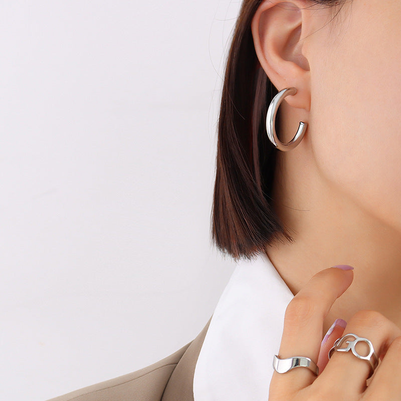 new fashion versatile high-quality C-shaped stainless steel earrings hoops