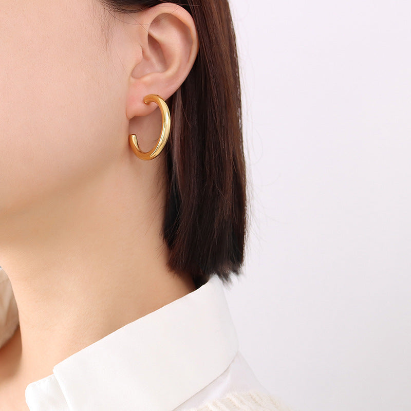 new fashion versatile high-quality C-shaped stainless steel earrings hoops